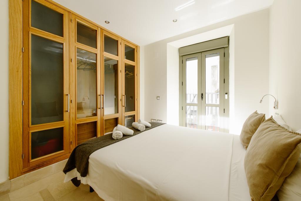 1E Azofaifo St Apartment Севилья Экстерьер фото